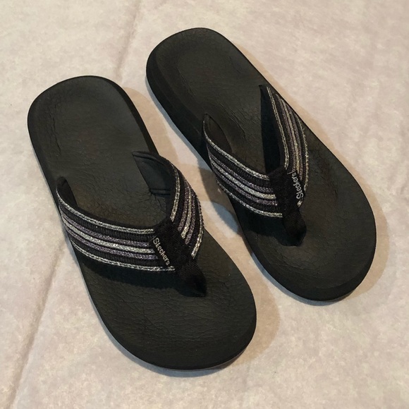 skechers shoes flip flops